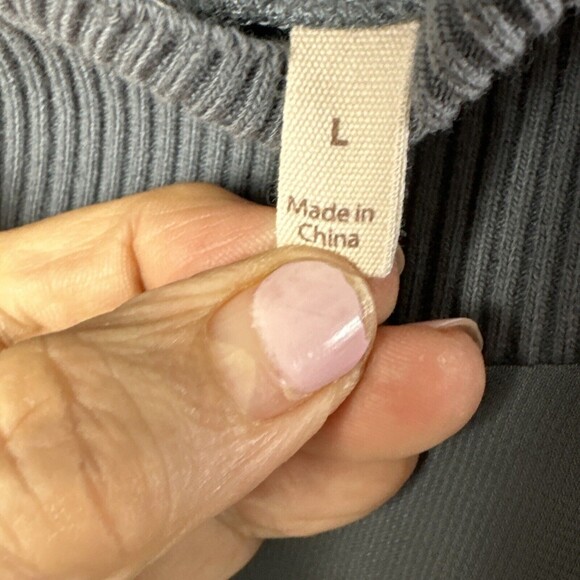 Soft‎ Surroundings Gray Sheer Overlay Knit Trim Long Sleeve Top Size Large - Picture 9 of 13